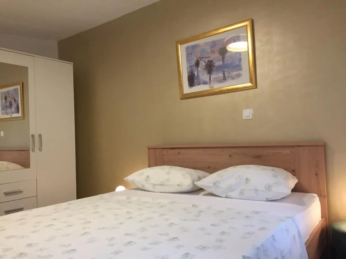 One-Bedroom Apartment, Wifi, Airco, Parking, Washing Machine, Grill 메덜린 크로아티아
